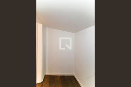 Casa à venda com 349m², 3 quartos e 2 vagasDespensa