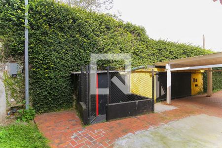 Casa à venda com 349m², 3 quartos e 2 vagasQuintal