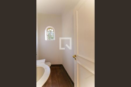 Casa à venda com 349m², 3 quartos e 2 vagasLavabo