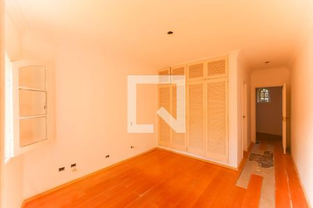 Casa à venda com 349m², 3 quartos e 2 vagasQuarto 1