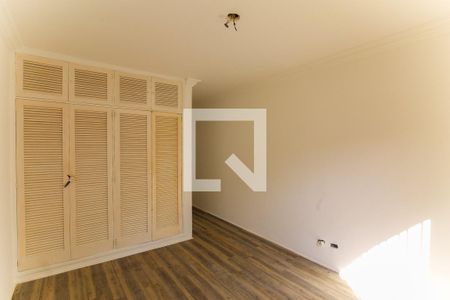 Casa à venda com 349m², 3 quartos e 2 vagasQuarto 2