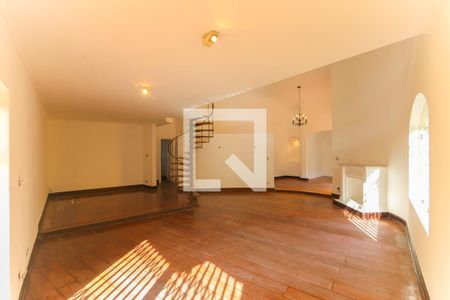 Sala de casa à venda com 3 quartos, 349m² em Jardim Leonor, São Paulo