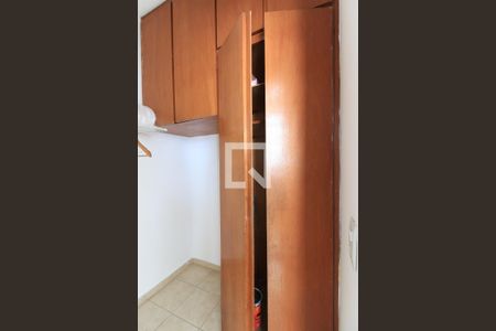 Apartamento para alugar com 80m², 3 quartos e 2 vagasQuarto de Serviço
