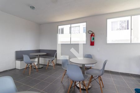 Apartamento à venda com 41m², 2 quartos e sem vagaÁrea comum - Salão de Festas