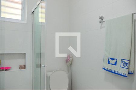 Banheiro da Suíte de casa à venda com 2 quartos, 180m² em Vila Mariza, São Bernardo do Campo