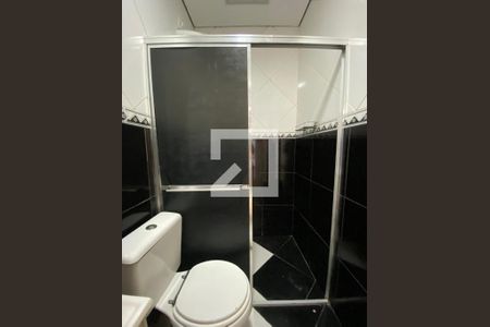 Casa à venda com 310m², 3 quartos e 3 vagas Casa à venda com 310m², 3 quartos e 3 vagasBanheiro 1