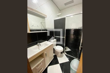 Casa à venda com 310m², 3 quartos e 3 vagas Casa à venda com 310m², 3 quartos e 3 vagasBanheiro 1