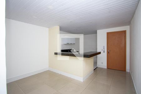 Sala de apartamento para alugar com 1 quarto, 35m² em Centro, São Gonçalo