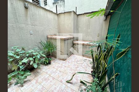 Apartamento à venda com 58m², 2 quartos e 1 vagaQuintal