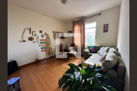 Sala de apartamento à venda com 2 quartos, 58m² em Colégio Batista, Belo Horizonte