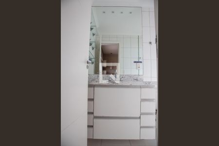 Apartamento à venda com 155m², 2 quartos e 4 vagasBanheiro