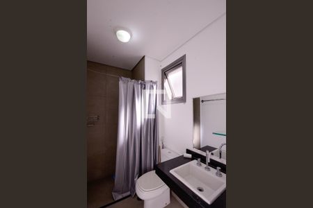 Banheiro  de apartamento à venda com 1 quarto, 32m² em Liberdade, São Paulo