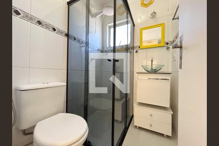 Apartamento à venda com 47m², 2 quartos e 1 vaga Apartamento à venda com 47m², 2 quartos e 1 vagaBanheiro