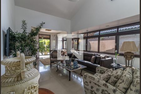 Sala de casa de condomínio para alugar com 3 quartos, 140m² em Vargem Grande, Rio de Janeiro