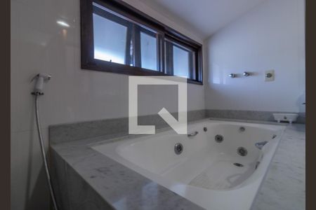 Casa de condomínio para alugar com 140m², 3 quartos e 1 vagaSuíte 1 (Master ) - Banheiro