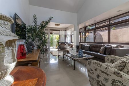 Sala de casa de condomínio para alugar com 3 quartos, 140m² em Vargem Grande, Rio de Janeiro