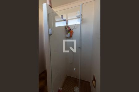 Banheiro da Suíte de casa à venda com 4 quartos, 216m² em Jardim Umuarama, São Paulo