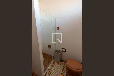 Banheiro da Suíte de casa à venda com 4 quartos, 216m² em Jardim Umuarama, São Paulo