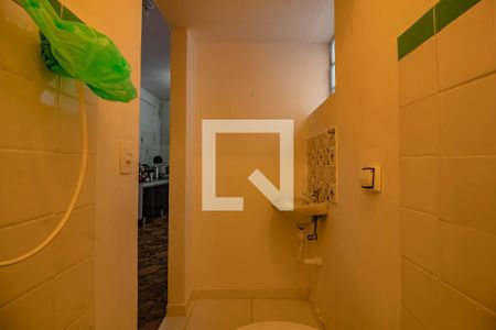 Casa à venda com 240m², 3 quartos e 2 vagasBanheiro 3