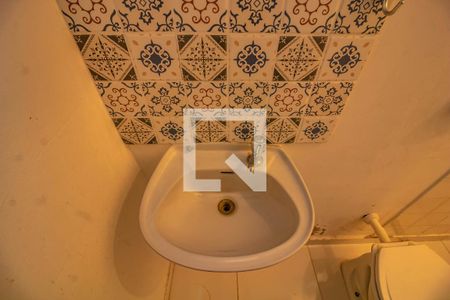 Casa à venda com 240m², 3 quartos e 2 vagasBanheiro 3