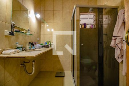 Casa à venda com 240m², 3 quartos e 2 vagasBanheiro