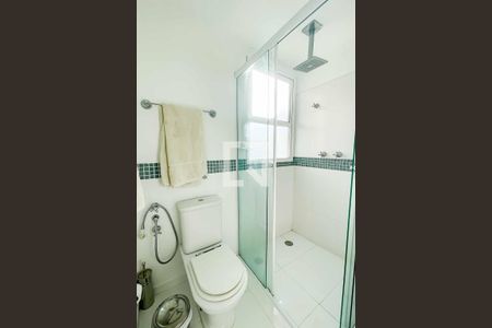 Apartamento à venda com 274m², 3 quartos e 3 vagasBanheiro da Suíte