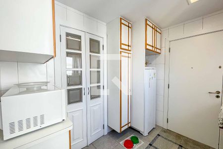 Apartamento à venda com 274m², 3 quartos e 3 vagasCozinha/Churrasqueira
