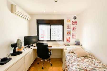 Apartamento à venda com 274m², 3 quartos e 3 vagasQuarto 1