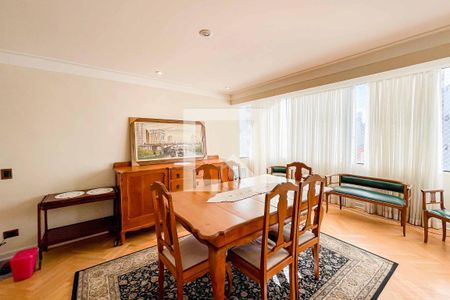 Apartamento à venda com 274m², 3 quartos e 3 vagasSala 2