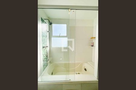 Apartamento à venda com 274m², 3 quartos e 3 vagasBanheiro