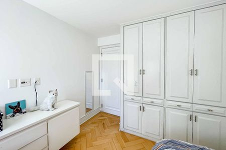 Apartamento à venda com 274m², 3 quartos e 3 vagasQuarto 2