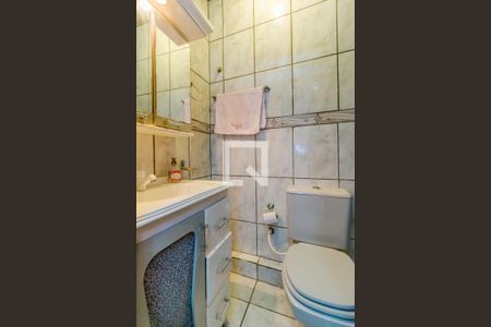 Casa à venda com 140m², 4 quartos e 1 vaga Casa à venda com 140m², 4 quartos e 1 vagaBanheiro