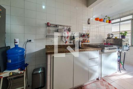 Apartamento à venda com 80m², 2 quartos e 2 vagas Apartamento à venda com 80m², 2 quartos e 2 vagascozinha