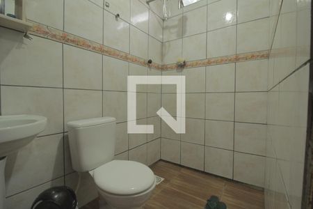 Banheiro de casa à venda com 2 quartos, 120m² em Estância Velha, Canoas