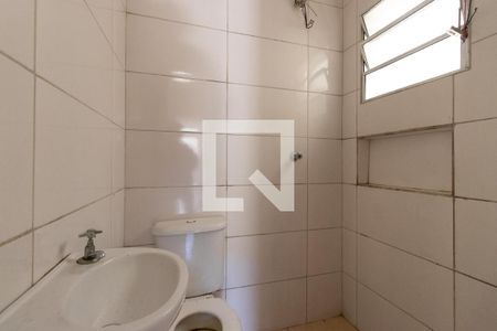 Casa para alugar com 25m², 1 quarto e sem vagaBanheiro