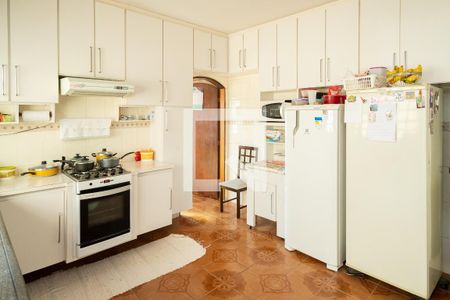 Casa à venda com 250m², 3 quartos e 2 vagas Casa à venda com 250m², 3 quartos e 2 vagasCozinha