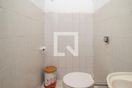 Casa à venda com 250m², 3 quartos e 2 vagas Casa à venda com 250m², 3 quartos e 2 vagasBanheiro - Salão de festas