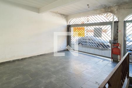 Casa à venda com 250m², 3 quartos e 2 vagas Casa à venda com 250m², 3 quartos e 2 vagasGaragem