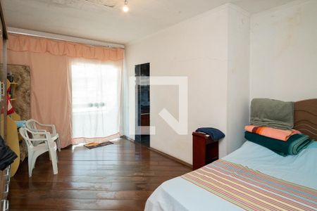 Casa à venda com 250m², 3 quartos e 2 vagas Casa à venda com 250m², 3 quartos e 2 vagasSuíte