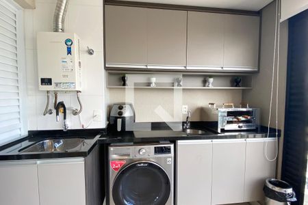Apartamento para alugar com 73m², 2 quartos e 2 vagasÁrea de Serviço