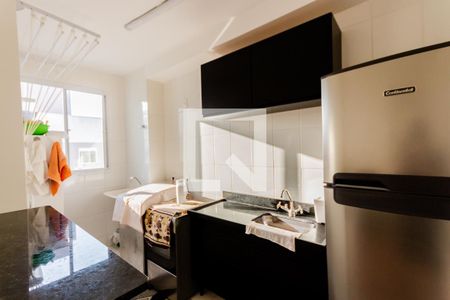 Apartamento à venda com 51m², 2 quartos e 1 vaga Apartamento à venda com 51m², 2 quartos e 1 vagaCozinha e Área de Serviço