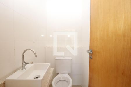 Casa à venda com 150m², 3 quartos e 4 vagasBanheiro de serviço