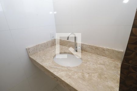 Casa à venda com 150m², 3 quartos e 4 vagasBanheiro da Suíte