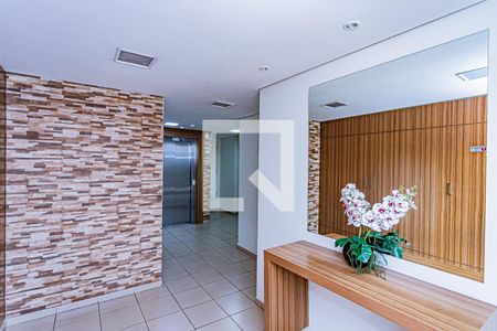 Hall de entrada de apartamento à venda com 2 quartos, 70m² em Nossa Senhora do Ó, São Paulo