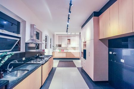 Casa à venda com 755m², 6 quartos e 4 vagasCozinha