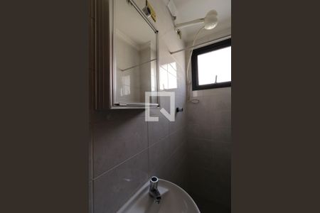 Apartamento para alugar com 160m², 3 quartos e 2 vagasBanheiro de Serviço