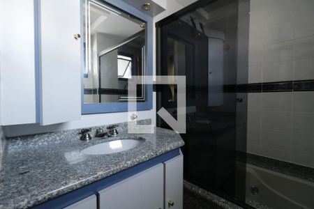 Apartamento para alugar com 160m², 3 quartos e 2 vagasBanheiro da Suite 1