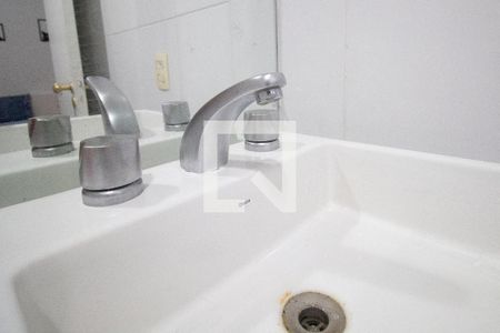 Apartamento para alugar com 140m², 4 quartos e 1 vaga Apartamento para alugar com 140m², 4 quartos e 1 vagaBanheiro da Suíte - torneira