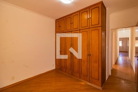 Casa à venda com 157m², 3 quartos e 2 vagasQuarto 3