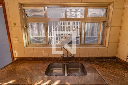 Casa à venda com 157m², 3 quartos e 2 vagasCozinha